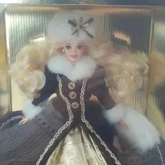 Happy Holidays Barbie New in Box - Picture 3 of 6